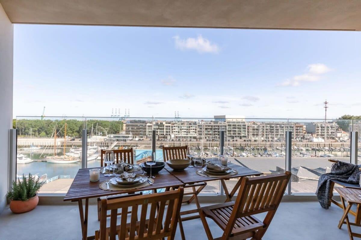 Huswell - Lovely New Apartment At The Harbor + Parking Брюгге Экстерьер фото